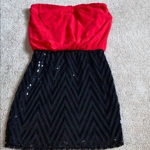 strapless dress